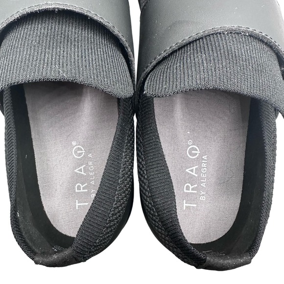 Traq by Alegria | Women | Qwik Black Comfort Slip-On Shoes | Size EU 43 US 12 - Picture 9 of 13